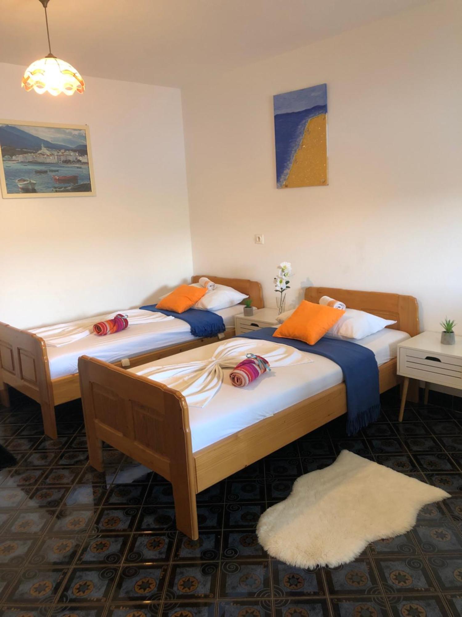 Anton Apartment Pag Town